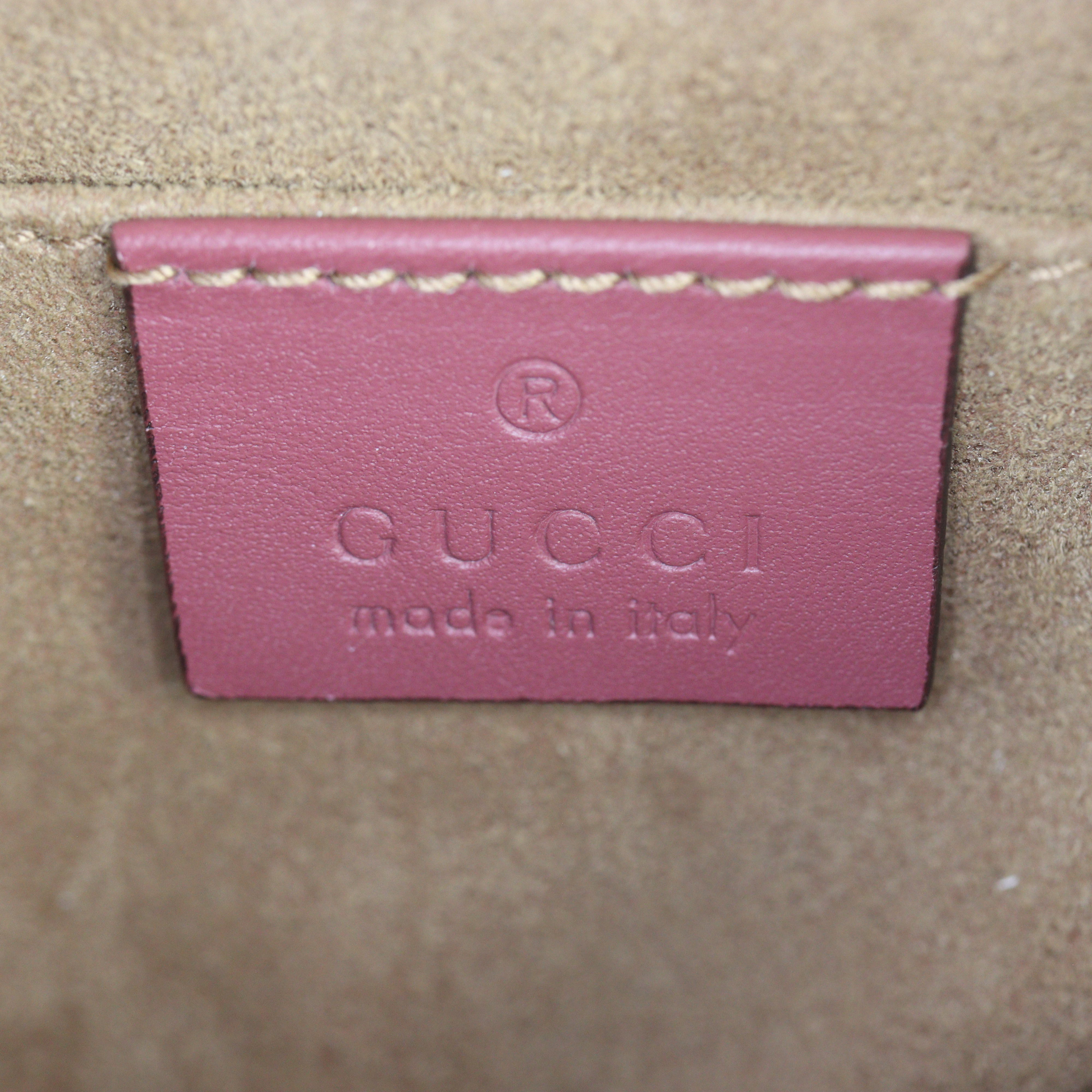 Gucci GG Supreme Blooms Camera Bag