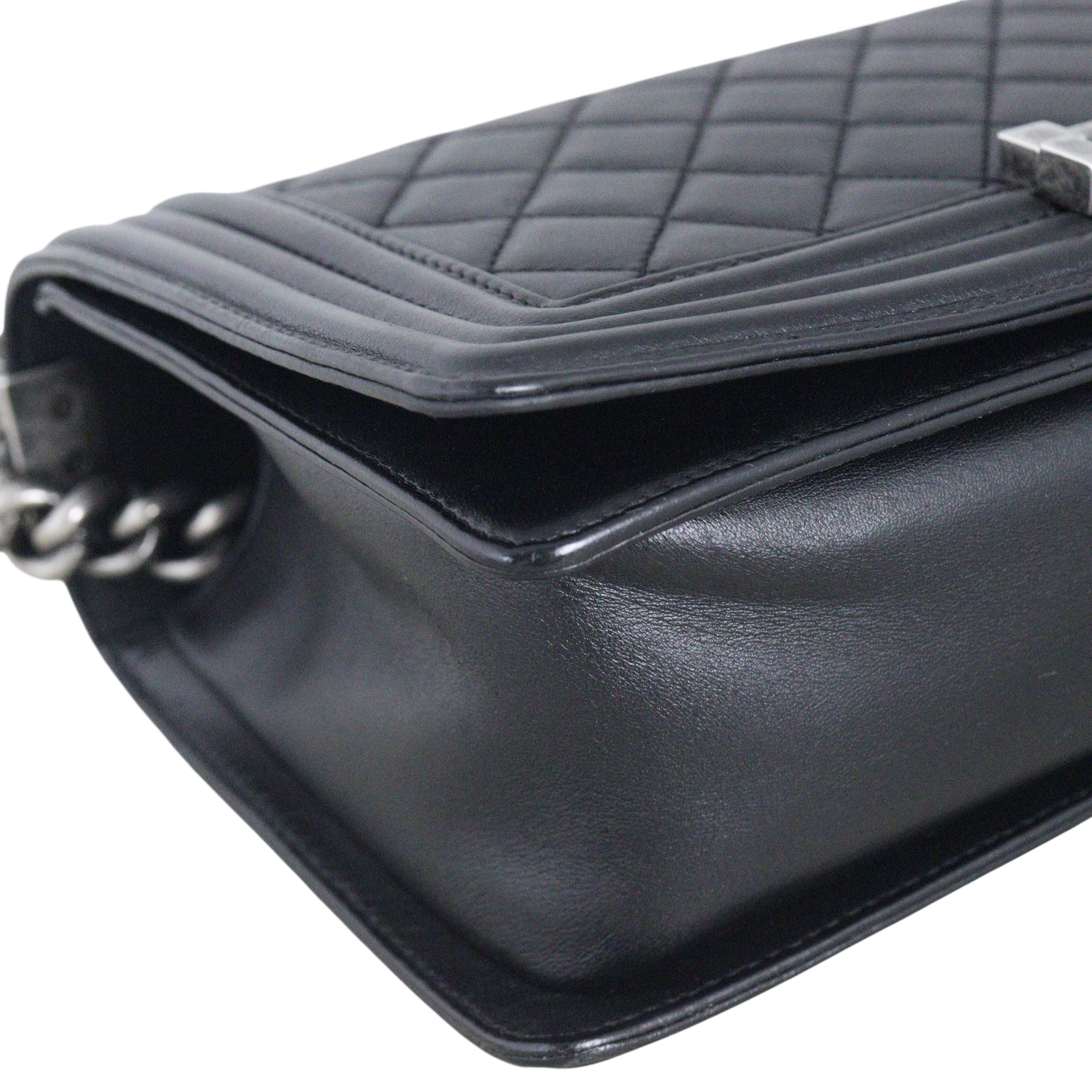 Chanel Boy Old Medium