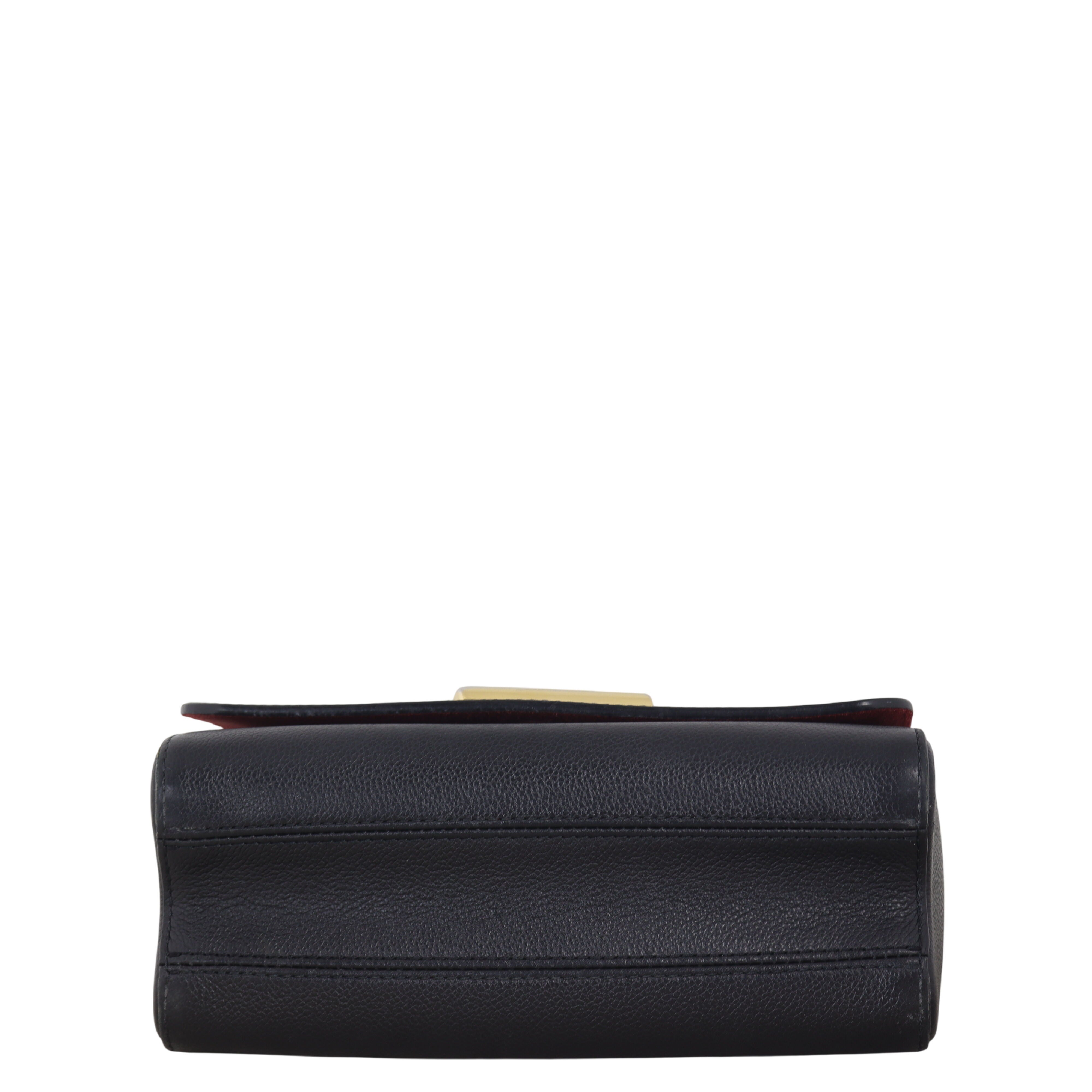 Louis Vuitton Twist MM Flowers